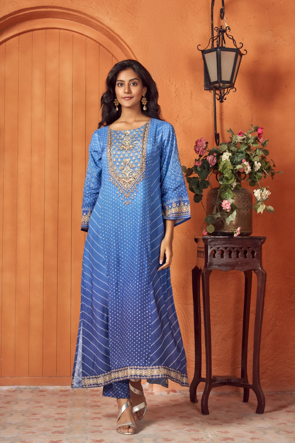 Fantasia Women's Ethnic Wear  Viscose Printed KURTA BLUE (F-2771)