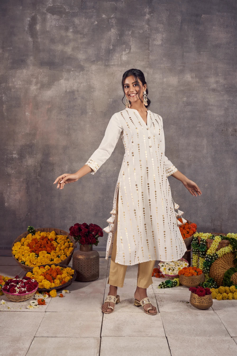 Fantasia Women's Ethnic Wear Printed KURTA CREAM (F-2876)