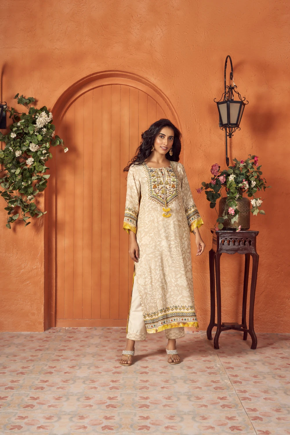 Fantasia Women's Ethnic Wear Viscose Printed KURTA BEIGE (F-2913)