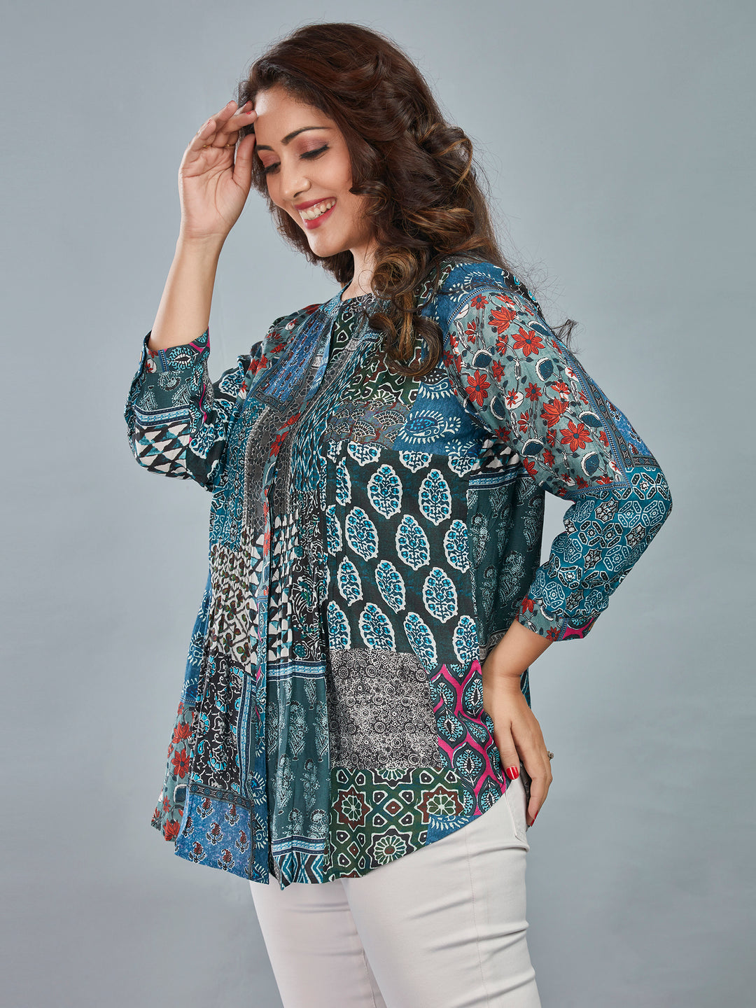 Fantasia Women's Ethnic Wear  Viscose Printed  KURTI MULTI (F-3088)